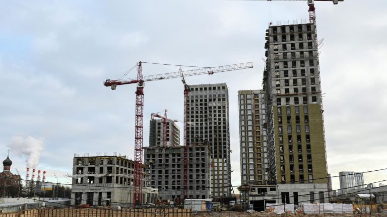 Что такое долевое строительство? Как купить квартиру в новостройке по ДДУ у застройщика?