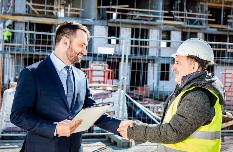 Как открыть строительную фирму в России?