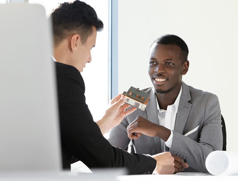 Покупка недвижимости в России нерезидентом